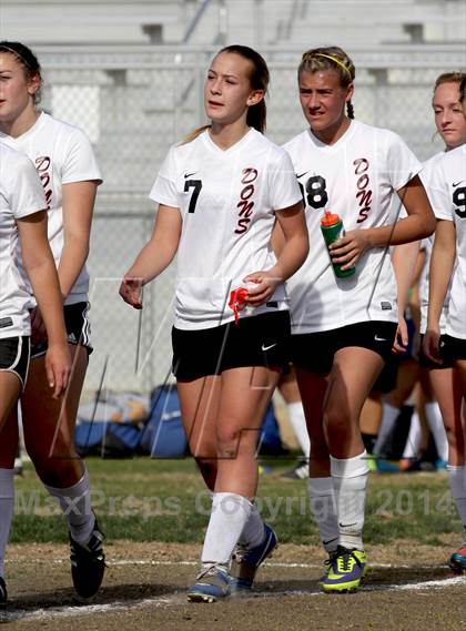 Thumbnail 2 in Golden Valley vs. Verdugo Hills photogallery.