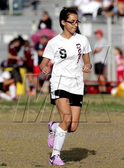 Thumbnail 2 in Golden Valley vs. Verdugo Hills photogallery.