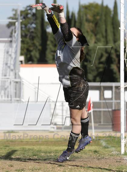 Thumbnail 2 in Golden Valley vs. Verdugo Hills photogallery.