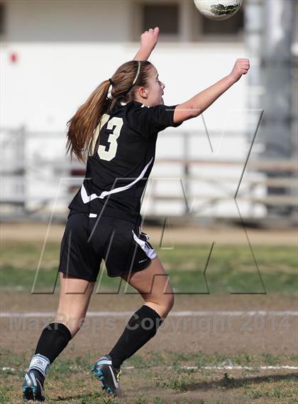 Thumbnail 2 in Golden Valley vs. Verdugo Hills photogallery.