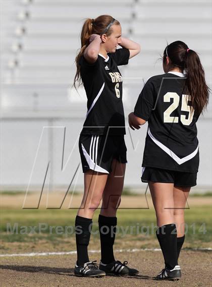 Thumbnail 3 in Golden Valley vs. Verdugo Hills photogallery.