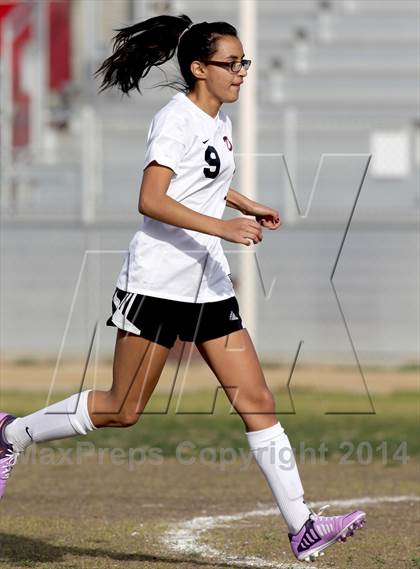 Thumbnail 3 in Golden Valley vs. Verdugo Hills photogallery.
