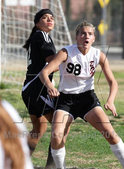 Thumbnail 2 in Golden Valley vs. Verdugo Hills photogallery.