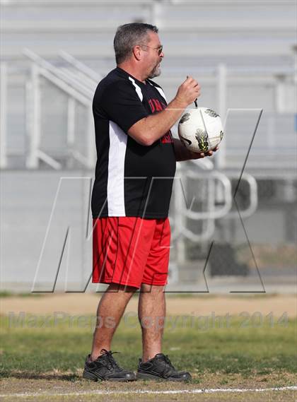 Thumbnail 2 in Golden Valley vs. Verdugo Hills photogallery.