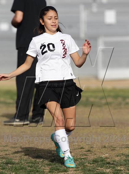 Thumbnail 2 in Golden Valley vs. Verdugo Hills photogallery.
