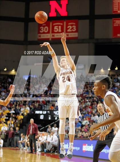 Thumbnail 3 in Norfolk vs. Papillion-LaVista (NSAA Class A Final)  photogallery.