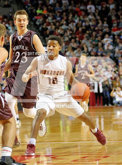 Thumbnail 2 in Norfolk vs. Papillion-LaVista (NSAA Class A Final)  photogallery.