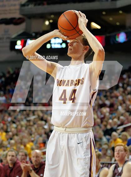 Thumbnail 1 in Norfolk vs. Papillion-LaVista (NSAA Class A Final)  photogallery.