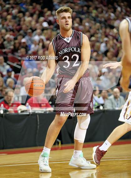 Thumbnail 1 in Norfolk vs. Papillion-LaVista (NSAA Class A Final)  photogallery.