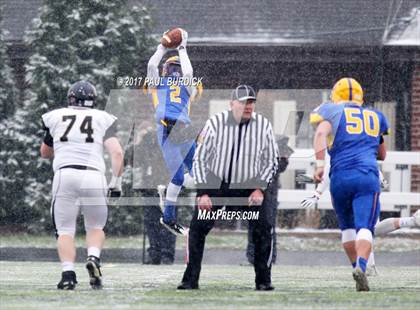 Thumbnail 1 in Quaker Valley vs. Middletown (PIAA 3A Final) photogallery.