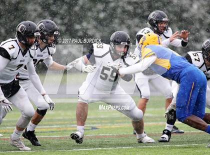 Thumbnail 3 in Quaker Valley vs. Middletown (PIAA 3A Final) photogallery.