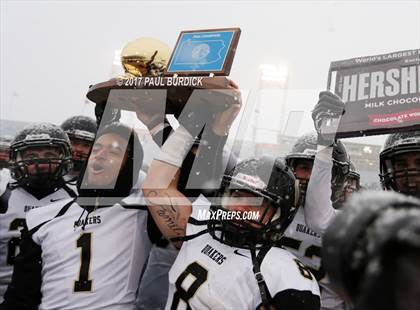 Thumbnail 3 in Quaker Valley vs. Middletown (PIAA 3A Final) photogallery.