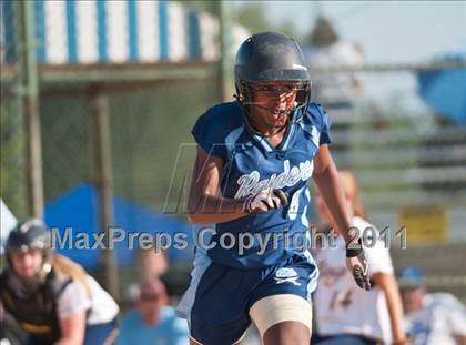 Thumbnail 1 in Conley vs. Vance (NCHSAA 3A East Regional Final) photogallery.
