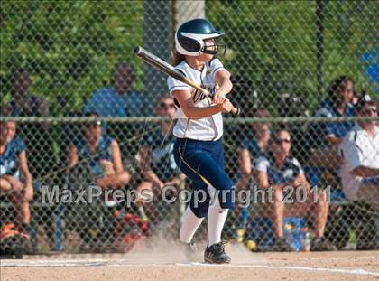 Thumbnail 1 in Conley vs. Vance (NCHSAA 3A East Regional Final) photogallery.