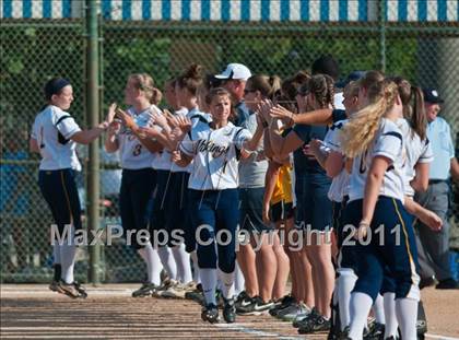 Thumbnail 3 in Conley vs. Vance (NCHSAA 3A East Regional Final) photogallery.