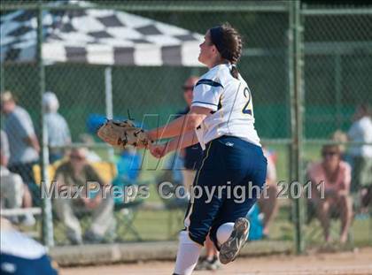 Thumbnail 1 in Conley vs. Vance (NCHSAA 3A East Regional Final) photogallery.