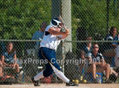 Thumbnail 3 in Conley vs. Vance (NCHSAA 3A East Regional Final) photogallery.