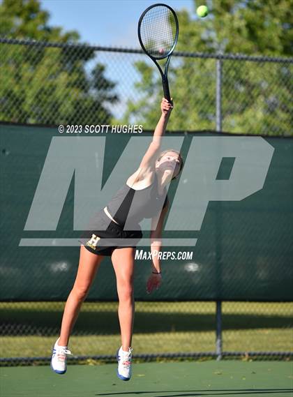 Thumbnail 2 in TSSAA 2A District 8 Individual (Round 3) photogallery.