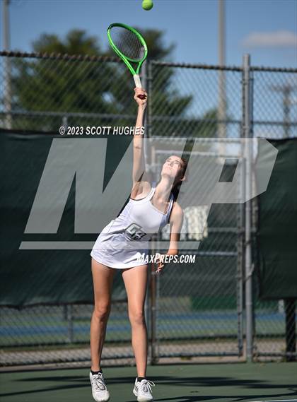 Thumbnail 2 in TSSAA 2A District 8 Individual (Round 3) photogallery.