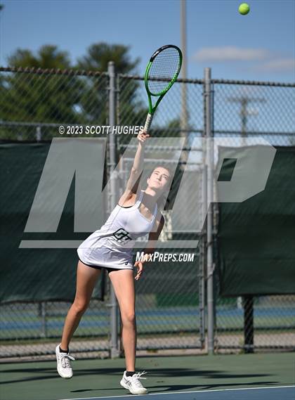 Thumbnail 1 in TSSAA 2A District 8 Individual (Round 3) photogallery.