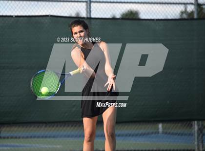 Thumbnail 1 in TSSAA 2A District 8 Individual (Round 3) photogallery.