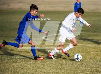 Thumbnail 1 in Santana vs. Calvary Murrieta (Southern California High School Classic) photogallery.