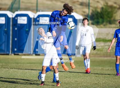 Thumbnail 2 in Santana vs. Calvary Murrieta (Southern California High School Classic) photogallery.