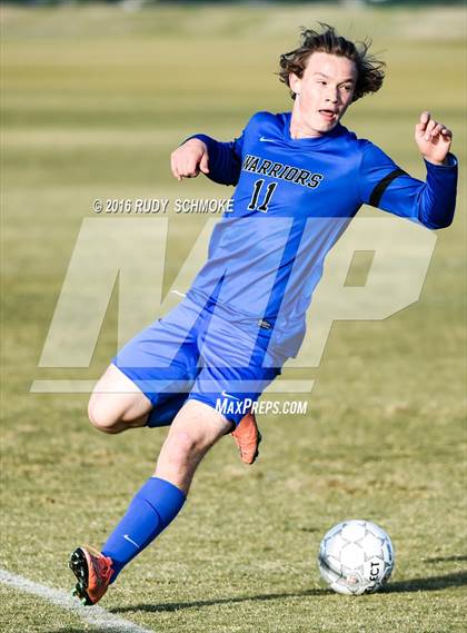 Thumbnail 2 in Santana vs. Calvary Murrieta (Southern California High School Classic) photogallery.