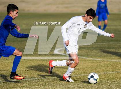 Thumbnail 2 in Santana vs. Calvary Murrieta (Southern California High School Classic) photogallery.
