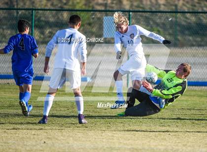 Thumbnail 1 in Santana vs. Calvary Murrieta (Southern California High School Classic) photogallery.