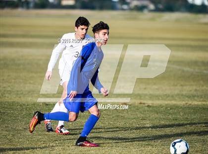 Thumbnail 3 in Santana vs. Calvary Murrieta (Southern California High School Classic) photogallery.