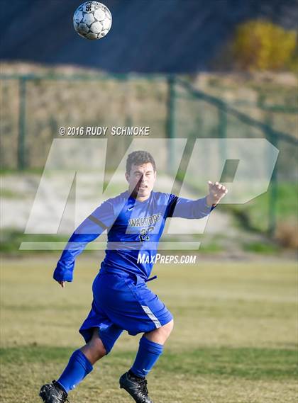 Thumbnail 2 in Santana vs. Calvary Murrieta (Southern California High School Classic) photogallery.