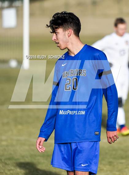 Thumbnail 2 in Santana vs. Calvary Murrieta (Southern California High School Classic) photogallery.