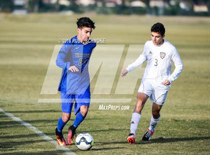 Thumbnail 1 in Santana vs. Calvary Murrieta (Southern California High School Classic) photogallery.