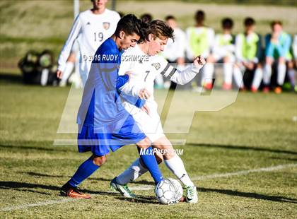 Thumbnail 2 in Santana vs. Calvary Murrieta (Southern California High School Classic) photogallery.