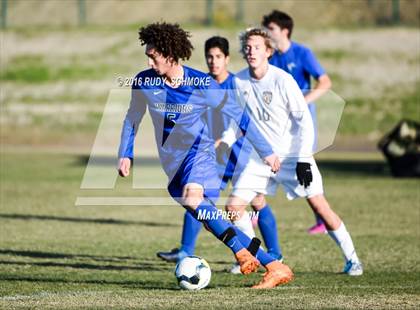 Thumbnail 2 in Santana vs. Calvary Murrieta (Southern California High School Classic) photogallery.