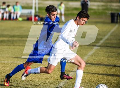 Thumbnail 1 in Santana vs. Calvary Murrieta (Southern California High School Classic) photogallery.
