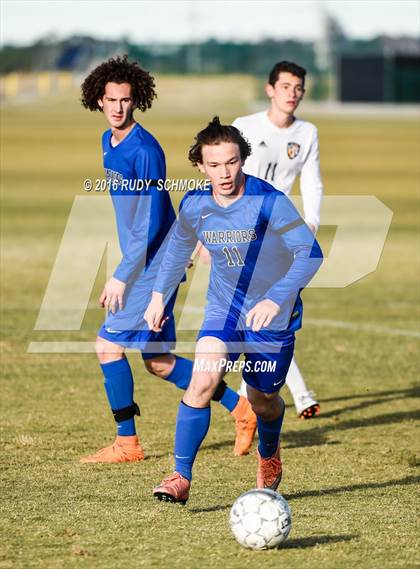 Thumbnail 2 in Santana vs. Calvary Murrieta (Southern California High School Classic) photogallery.