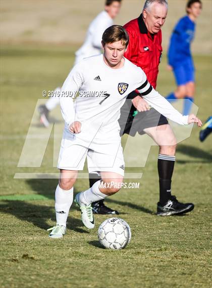 Thumbnail 3 in Santana vs. Calvary Murrieta (Southern California High School Classic) photogallery.