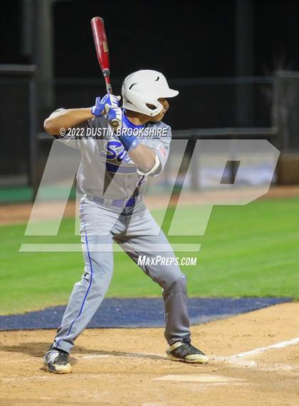 Thumbnail 2 in Sierra vs. Las Lomas photogallery.