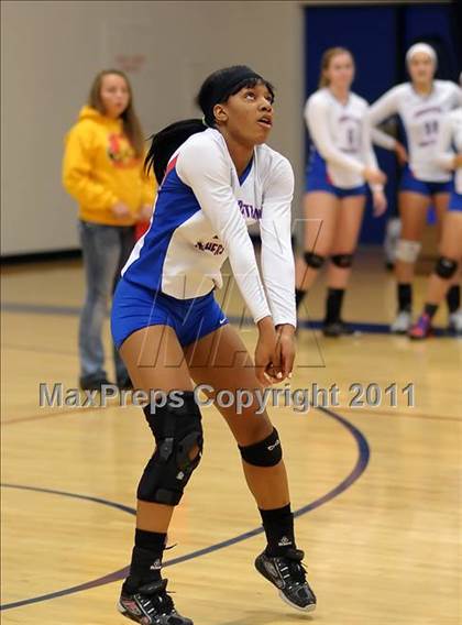 Thumbnail 2 in Oakdale @ Christian Brothers (CIF SJS D3 Playoffs) photogallery.