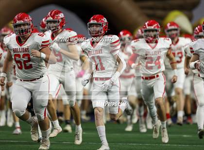 Thumbnail 3 in Gunter vs. Holliday (UIL 3A Quarterfinals) photogallery.