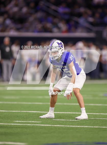 Thumbnail 2 in Gunter vs. Holliday (UIL 3A Quarterfinals) photogallery.