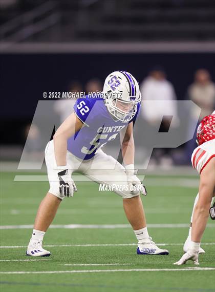 Thumbnail 3 in Gunter vs. Holliday (UIL 3A Quarterfinals) photogallery.
