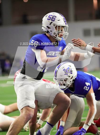 Thumbnail 1 in Gunter vs. Holliday (UIL 3A Quarterfinals) photogallery.