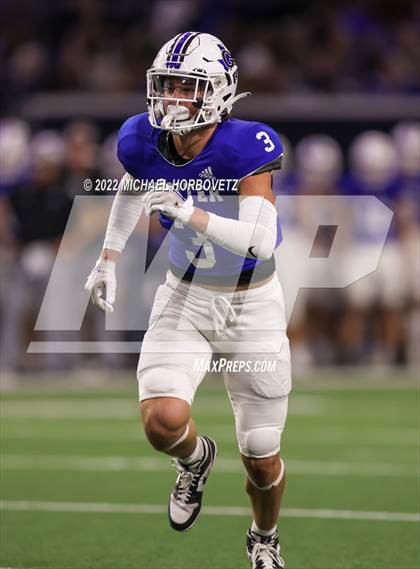 Thumbnail 3 in Gunter vs. Holliday (UIL 3A Quarterfinals) photogallery.