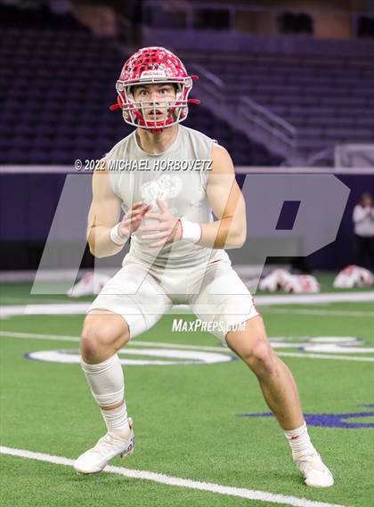 Thumbnail 3 in Gunter vs. Holliday (UIL 3A Quarterfinals) photogallery.