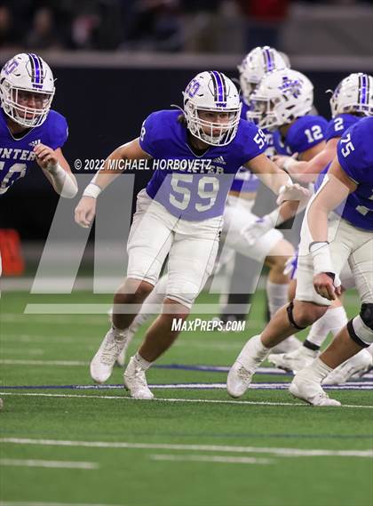 Thumbnail 2 in Gunter vs. Holliday (UIL 3A Quarterfinals) photogallery.