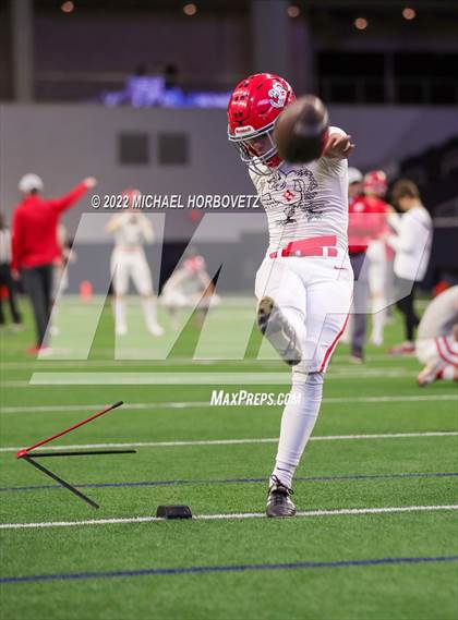 Thumbnail 1 in Gunter vs. Holliday (UIL 3A Quarterfinals) photogallery.