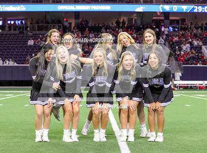 Thumbnail 3 in Gunter vs. Holliday (UIL 3A Quarterfinals) photogallery.
